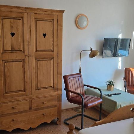 Haus Auszeit Bed and Breakfast Wenns Buitenkant foto