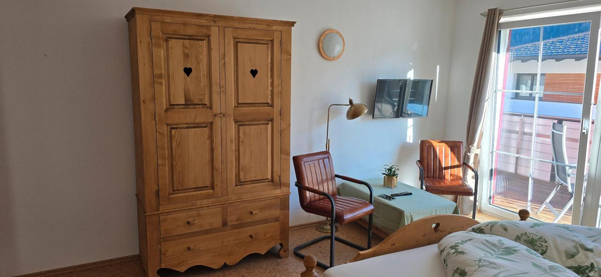 Haus Auszeit Bed and Breakfast Wenns Buitenkant foto
