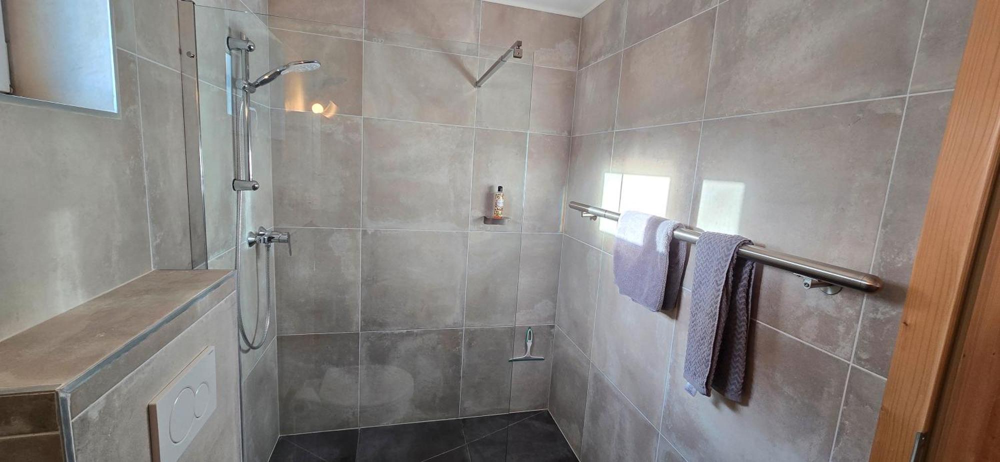 Haus Auszeit Bed and Breakfast Wenns Buitenkant foto