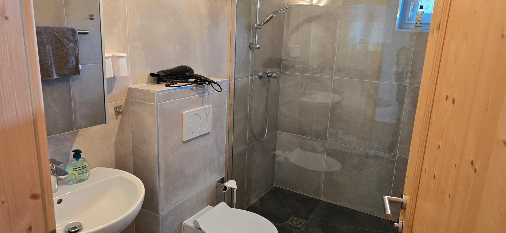 Haus Auszeit Bed and Breakfast Wenns Buitenkant foto